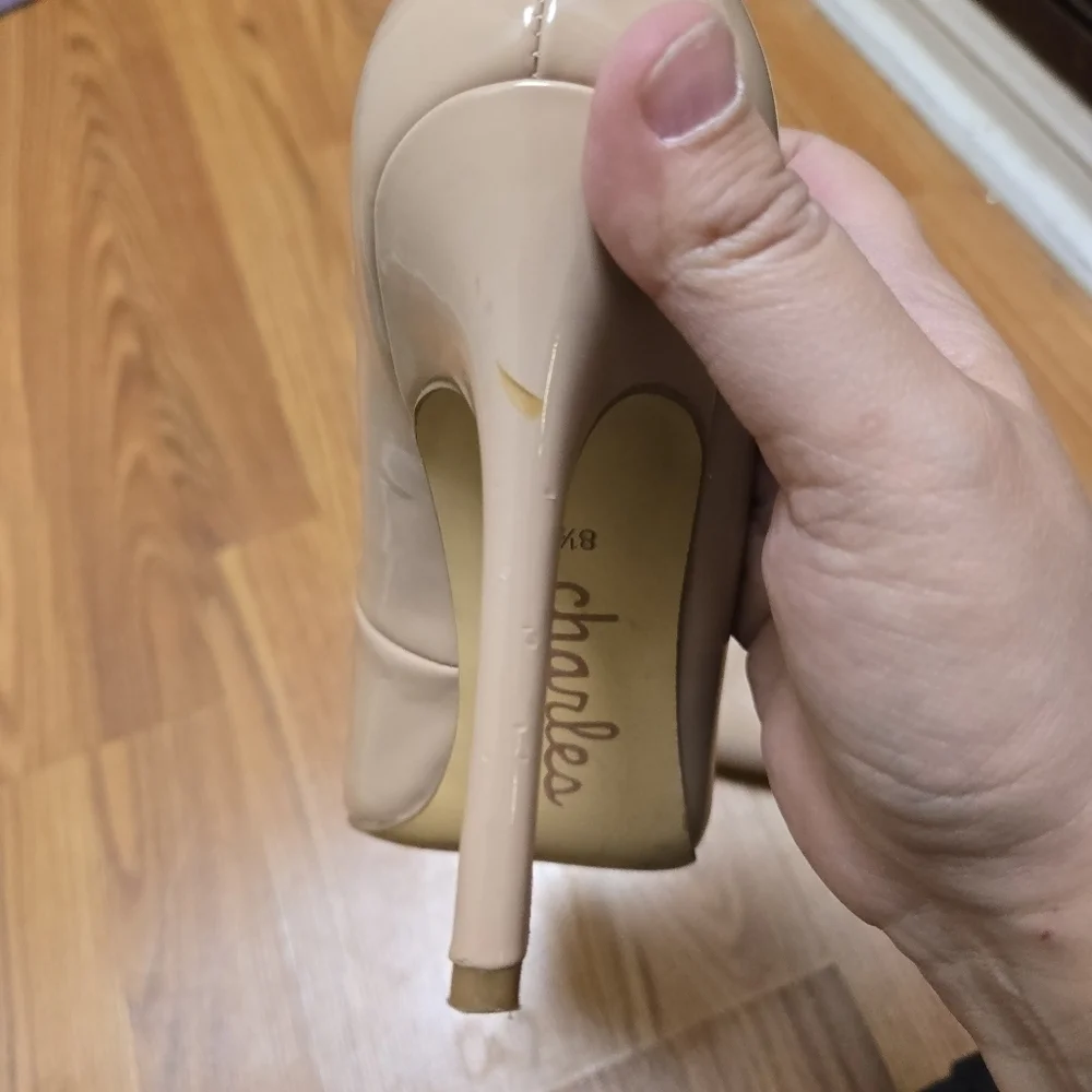 Charles by Charles David Nude Kitten Heel Pumps 8.5M Patent Work